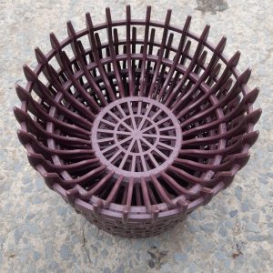 chau nhua gia go trong lan hinh bi phi 30cm