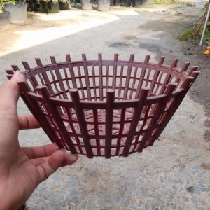 Chau nhua gia go trong lan phi 26cm