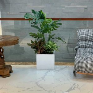 Chậu xi măng đá mài hình vuông màu trắng đường kính 40cm