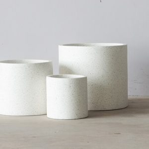 chậu xi măng đá mài màu trắng