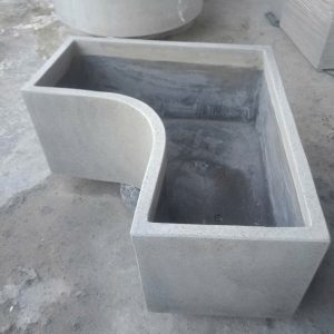 Chậu xi măng đá mài hình vuông bo góc